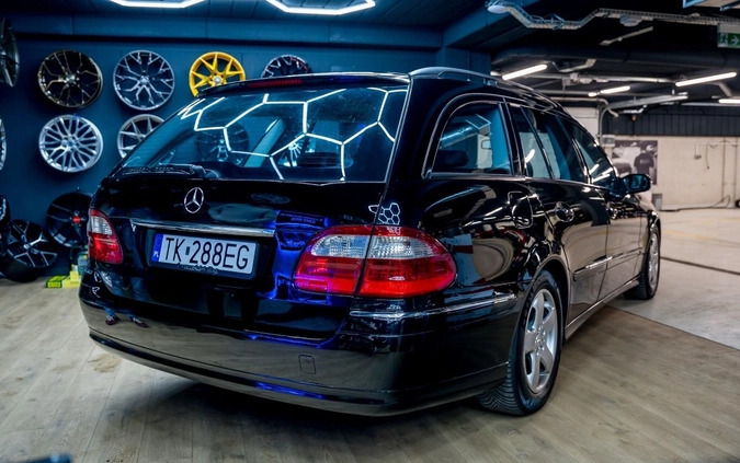 Mercedes-Benz Klasa E cena 13900 przebieg: 332937, rok produkcji 2003 z Kielce małe 326